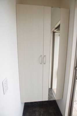 【玄関】 | ロイヤルテラス