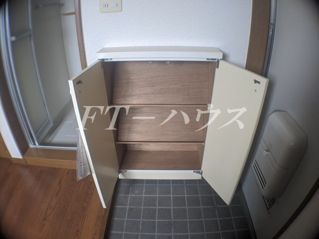 グランデ藤崎の玄関