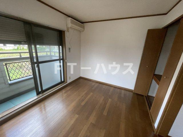 グランデ藤崎の居間・リビング