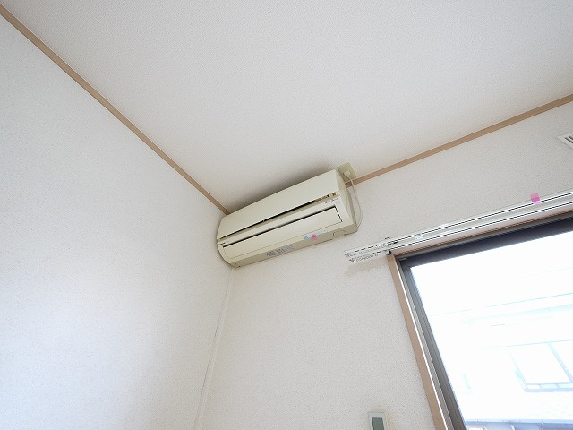 ロイヤルアーバンの設備|エアコン