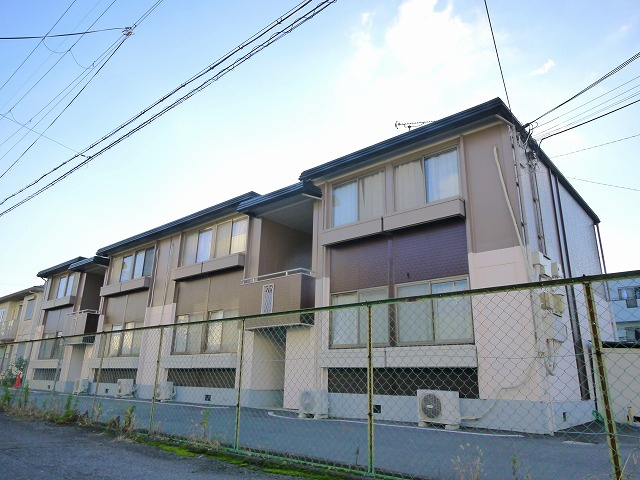 ロイヤルアーバン