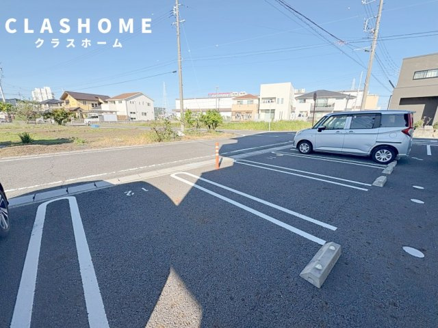 ナチュール　　刈谷市近郊の賃貸ならクラスホーム刈谷店の駐車場
