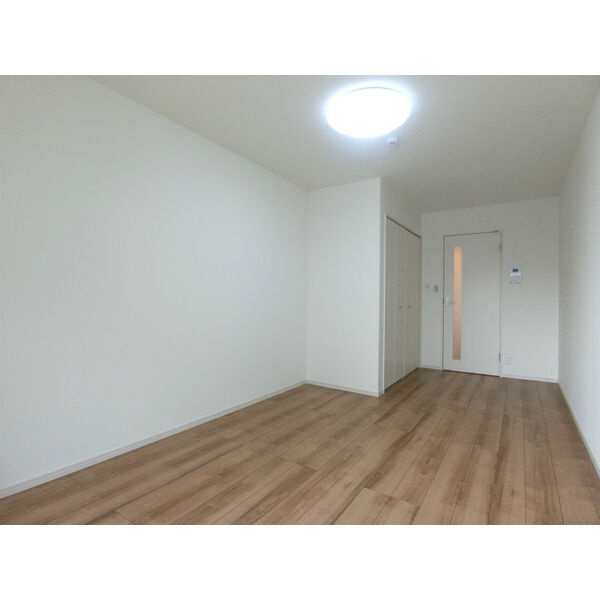 リブリ・Meiwaの寝室