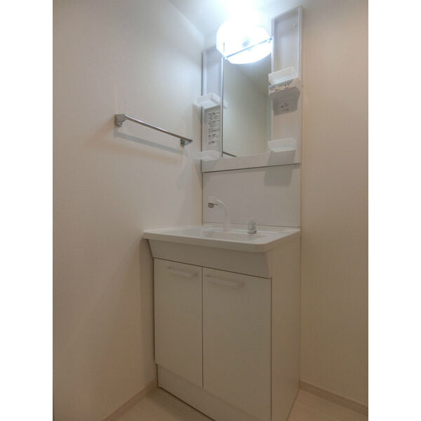 リブリ・Meiwaの独立洗面台