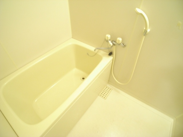 【浴室】 | ニュープリーメル