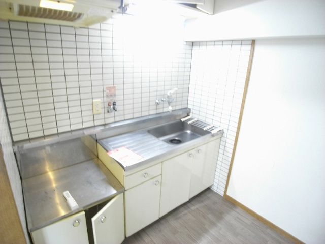 【キッチン】 | ニュープリーメル