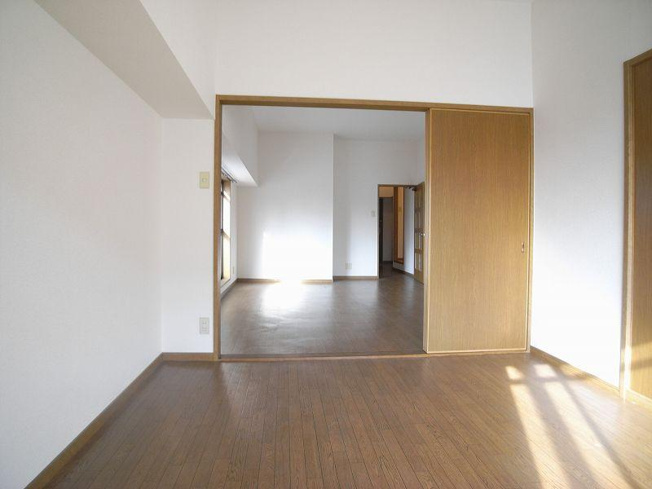 【内装】 | ニュープリーメル