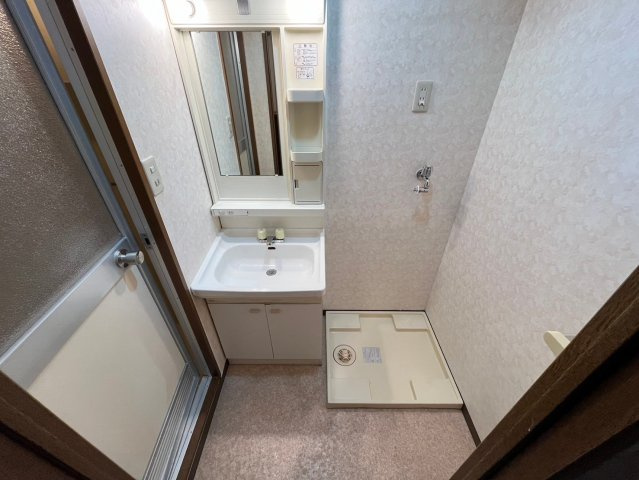 寝屋川市本町のアパートの洗面所