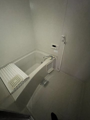 【浴室】 | ラレスエノキド | コンパクトで使いやすいお風呂です