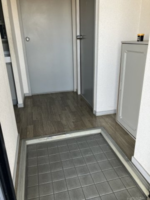 【玄関】 | ラレスエノキド
