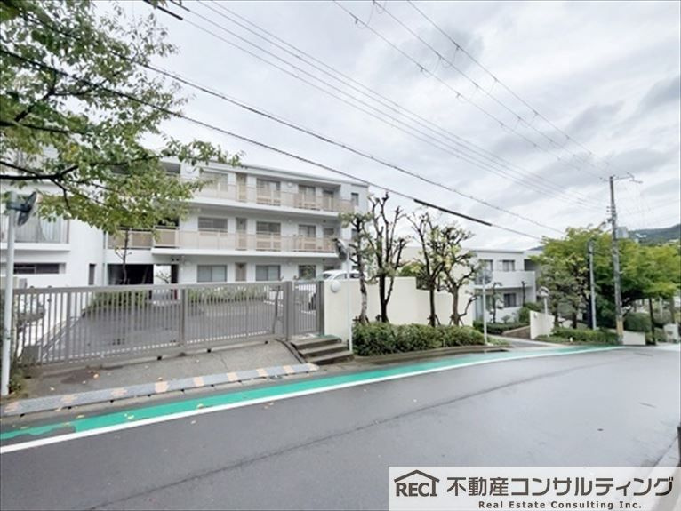 東急ドエル・アルス苦楽園桜町A棟の周辺