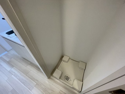 【設備】 | サムティ上新庄レジデンス | 室内洗濯機置き場です。