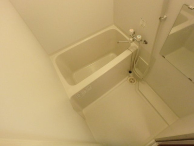 【浴室】 | 彩（ＡＹＡ） | お風呂です