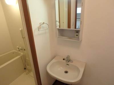 【洗面所】 | 彩（ＡＹＡ） | ゆったりとスペースのある洗面所