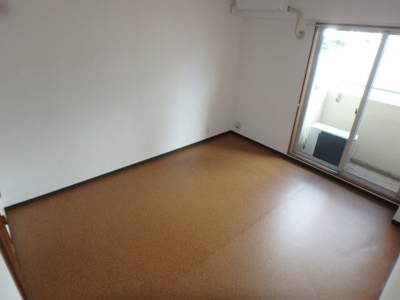 【寝室】 | 彩（ＡＹＡ） | ゆとりの広さです