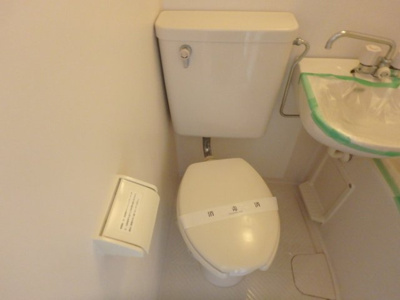 【トイレ】 | アメニティハイツ上ヶ原壱番館 | 落ち着いた色調のトイレです