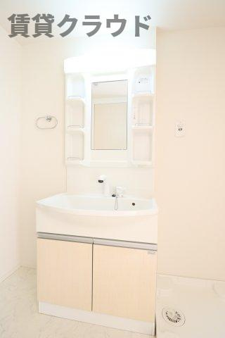 メゾン　ド　ジュエルの洗面所|忙しい朝には欠かせない洗面所です