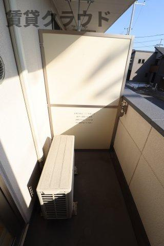 メゾン　ド　ジュエルのバルコニー|暖かな日差しのふりそそぐバルコニー