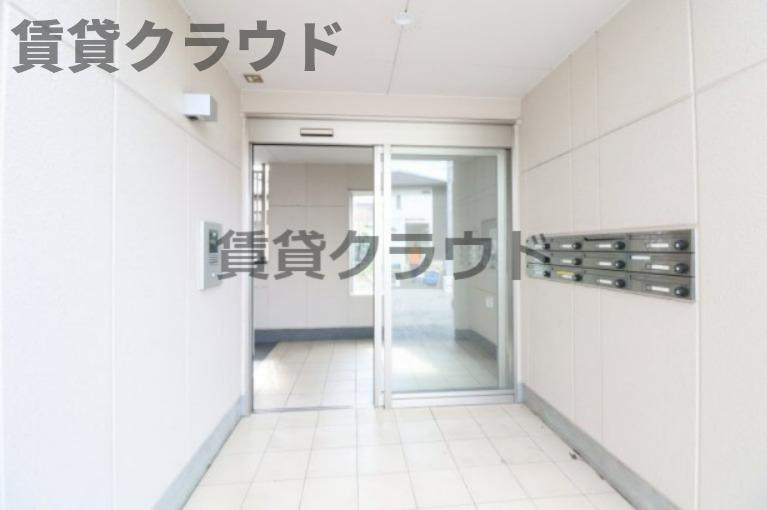 メゾン　ド　ジュエルのエントランス|オートロック付のカッコいいエントランス