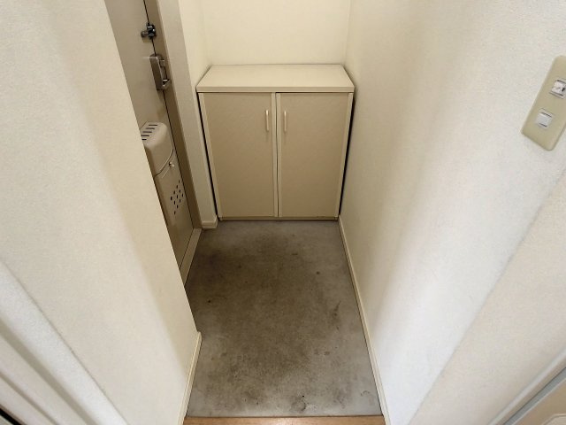 レピュートKの玄関|※同タイプサンプル写真