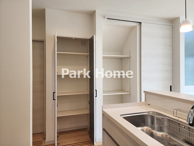 高知市百石町2丁目-2号地-新築戸建ての収納