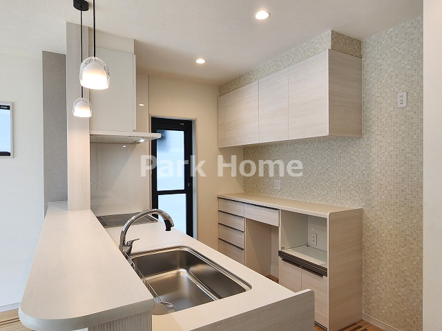 高知市百石町2丁目-2号地-新築戸建てのキッチン