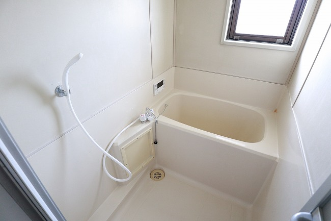 東ノ岡マンションの浴室
