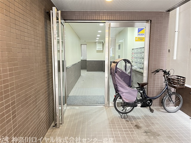 【エントランス】