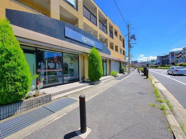 フロリティオ川崎店舗の周辺