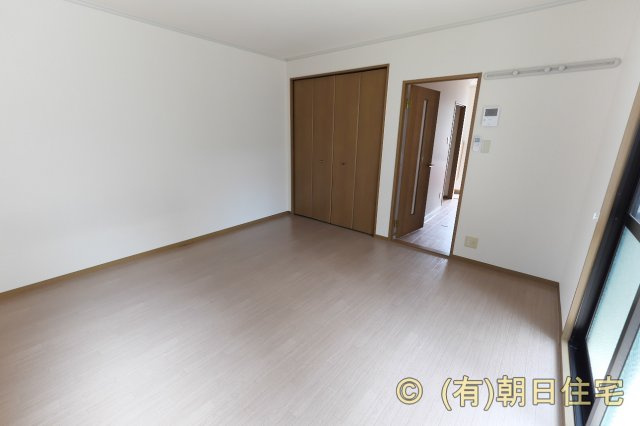 コーポ出雲ⅡAの居間・リビング