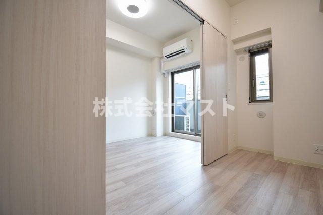 プレサンス難波マジョリティの居間・リビング