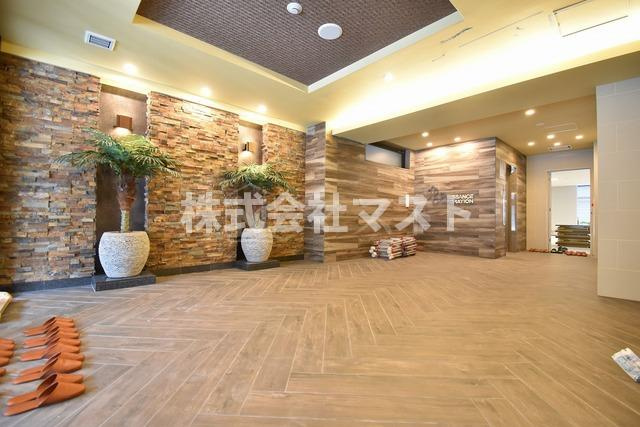 プレサンス難波マジョリティのロビー