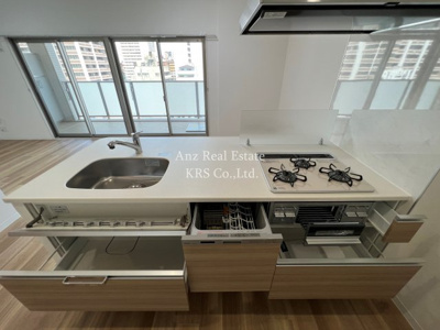 【キッチン】 | ポラリス松ヶ枝 | 3口ガスコンログリル付き、食洗機もついています！