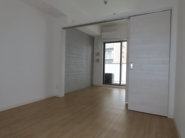 ファステート大阪マジョリティの居間・リビング