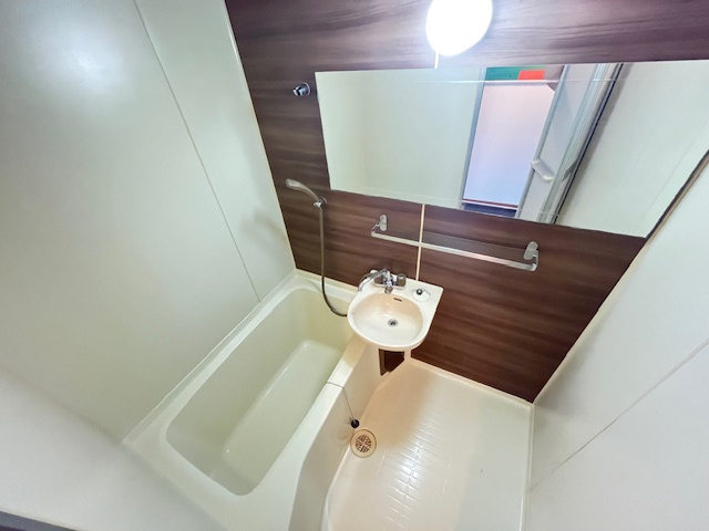 セレーナ喜志参番館Ⅱの浴室