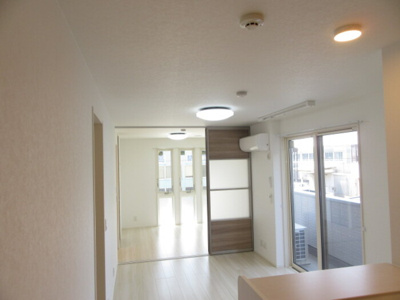 【居間・リビング】 | ビラ賀殿 | 別部屋写真です。