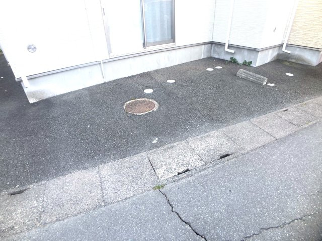 クリスチーネの駐車場