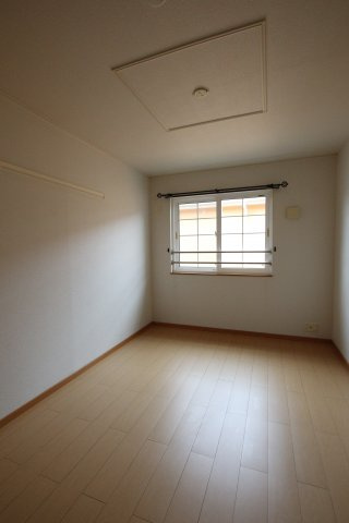 【洋室】 | イジュヴィア