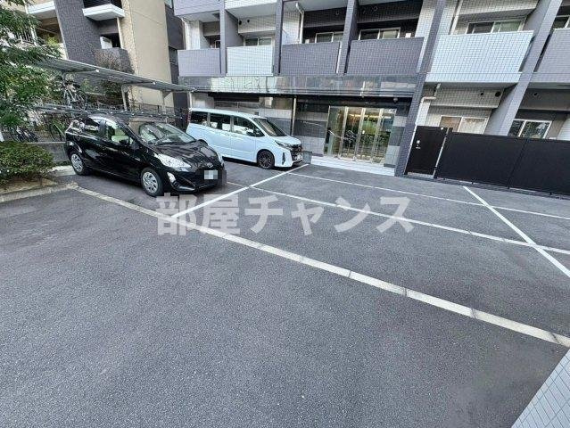 ステージグランデ山王の駐車場