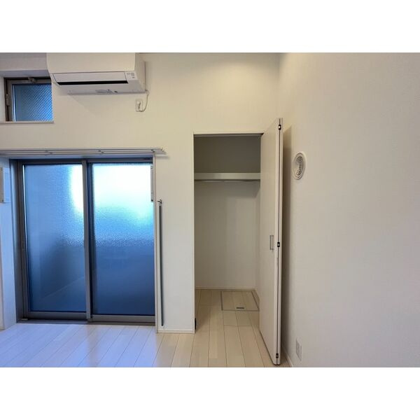 ディアコート新栄の収納