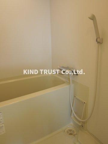 シャトートレイユの浴室|きれいなお風呂です