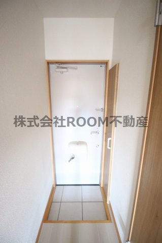 ルシエル吉尾のエントランス|建物の内部です