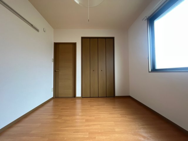 ラ・ヴィーダー　Bの子供部屋