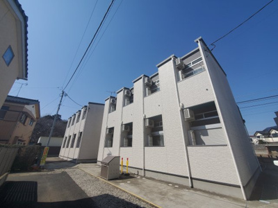 【外観】 | スプリングフォレスト参番館 | 外観は落ち着いています