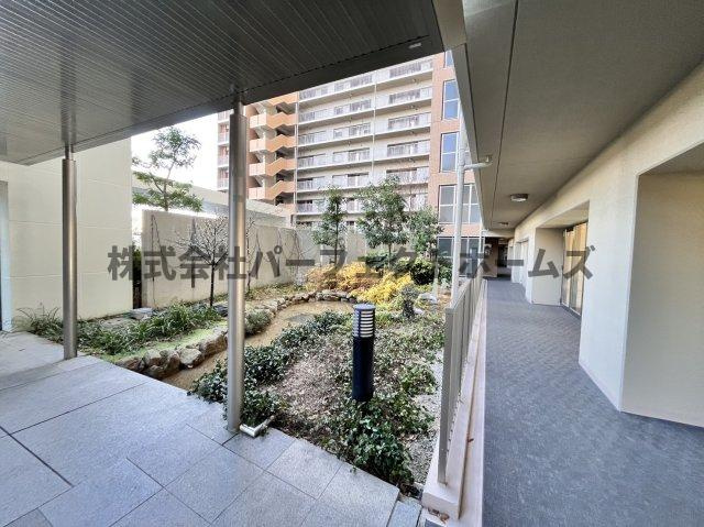 ローレルスクエア枚方フォレストゲートのロビー|ロビーです