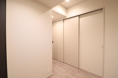 【洋室】 | ブランズタワー大阪本町