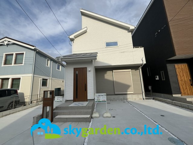 平塚市平塚３丁目　未入居戸建　全15邸9号棟の外観