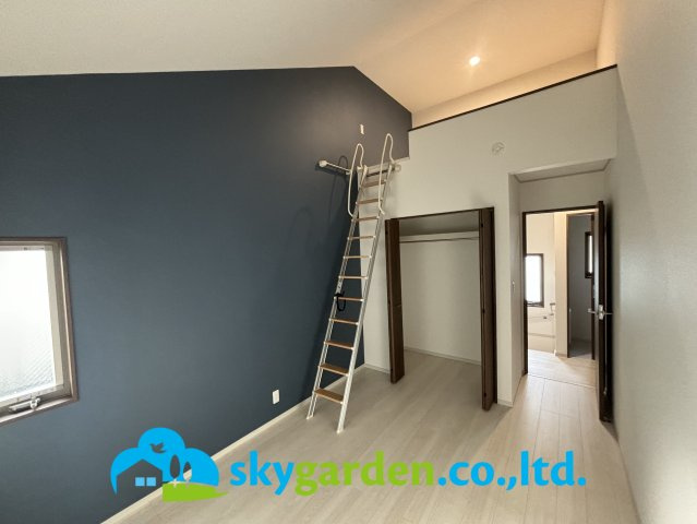 平塚市平塚３丁目　未入居戸建　全15邸9号棟の洋室