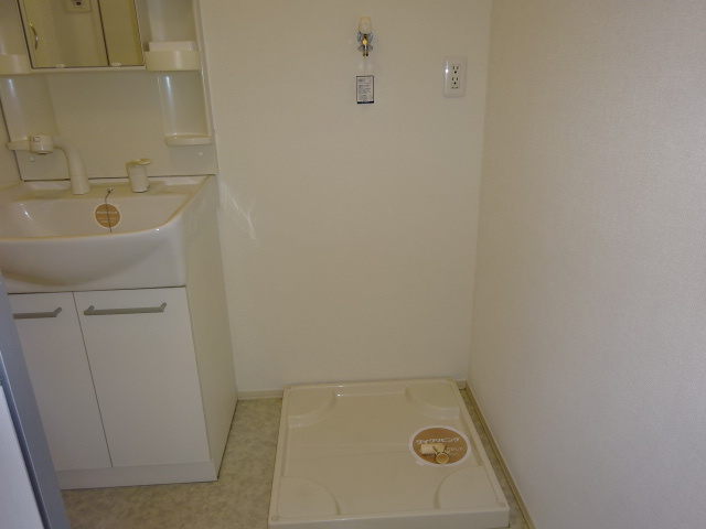 パラシオンのその他|洗濯機置き場