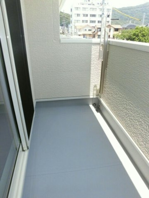 【バルコニー】 | レジデンス北岩田 | 落ち着いた時間を過ごせるバルコニーです